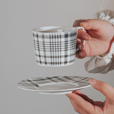 Modern 6.7 Oz Porcelain Cups Saucers With Sustainable Fabric Texture Pot And Saucer
